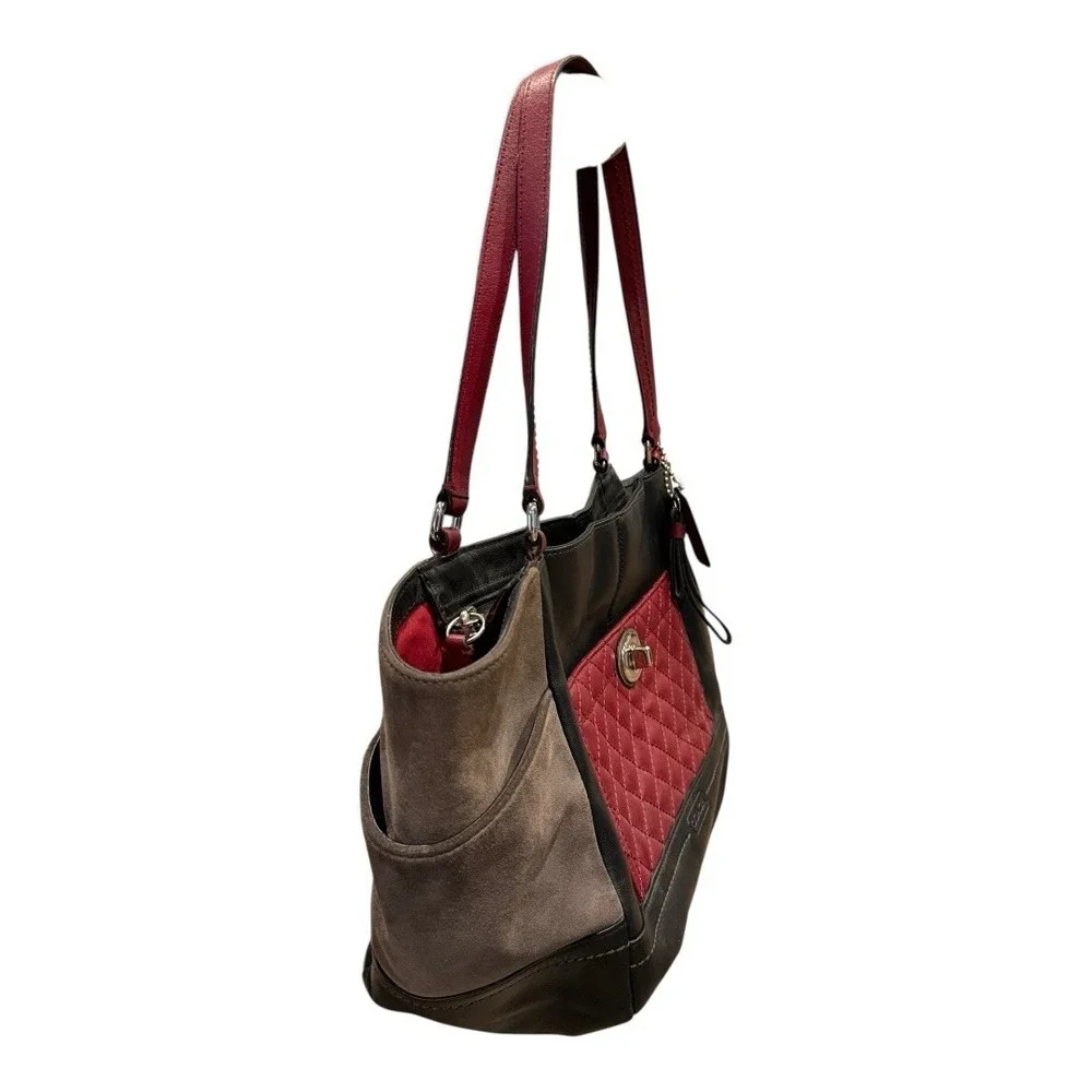 🔥🔥Coach Colorblock Carrie Tote 10